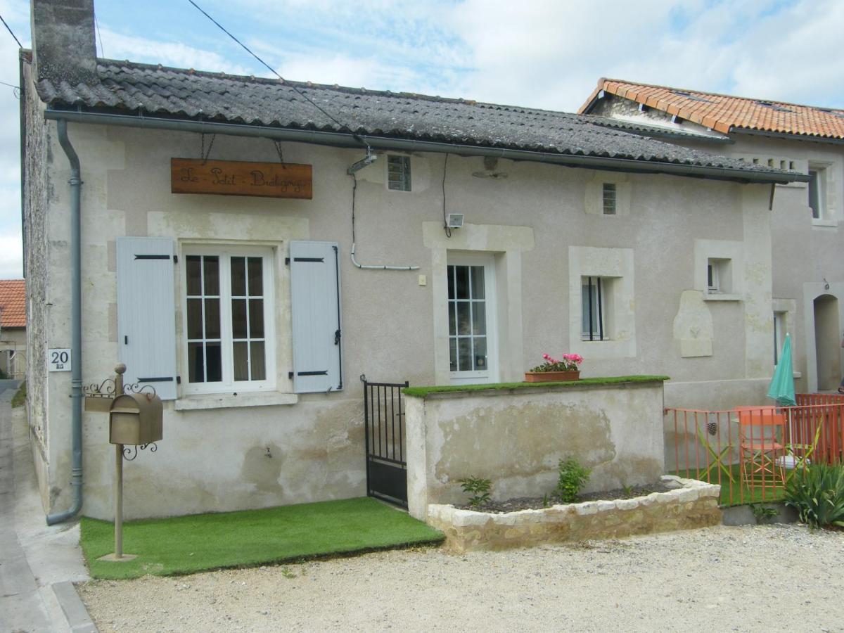 Le Petit Bretigny Guest House Beaumont  Eksteriør bilde